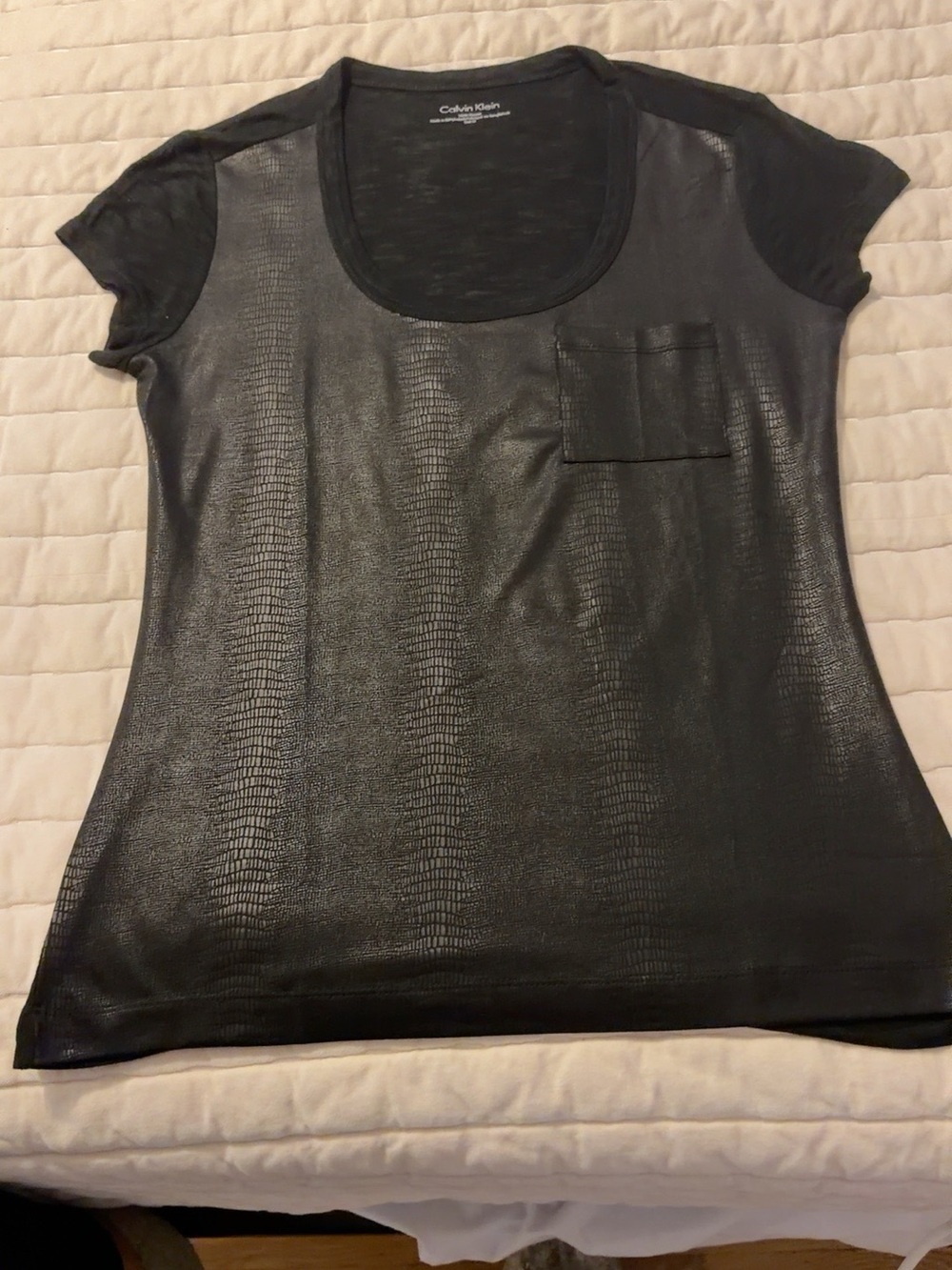 Calvin Klein Black Textured Front Pocket Tee Size M NWOT
